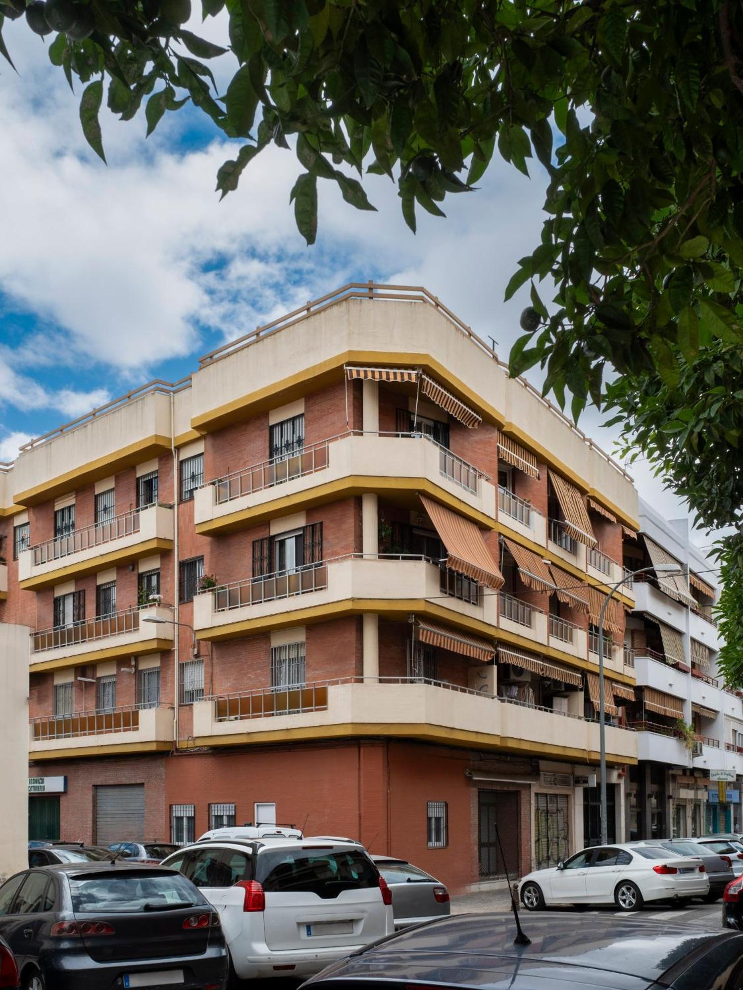 Calma Muralla House-Two Bedrooms & Two Bathrooms Séville Extérieur photo